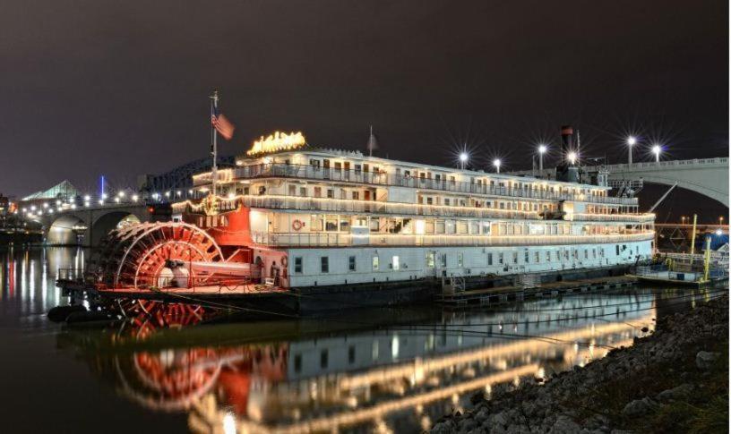 Delta Queen Hotel Chattanooga Bagian luar foto